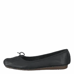 Clarks Freckle Ice Black Leather(Freckle Ice Black Leather)